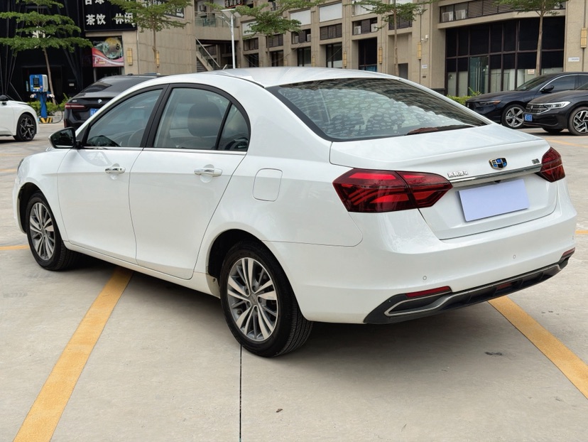 GEELY Emgrand 2019 #9 GEELY Emgrand 2019 car image #9