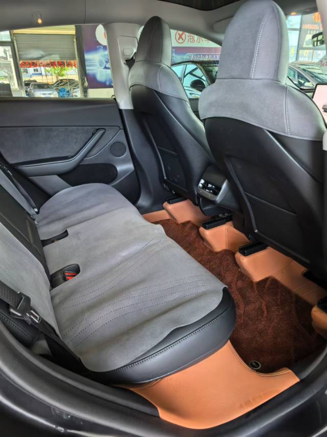 Tesla Model Y 2024 #8 Tesla Model Y 2024 car image #8