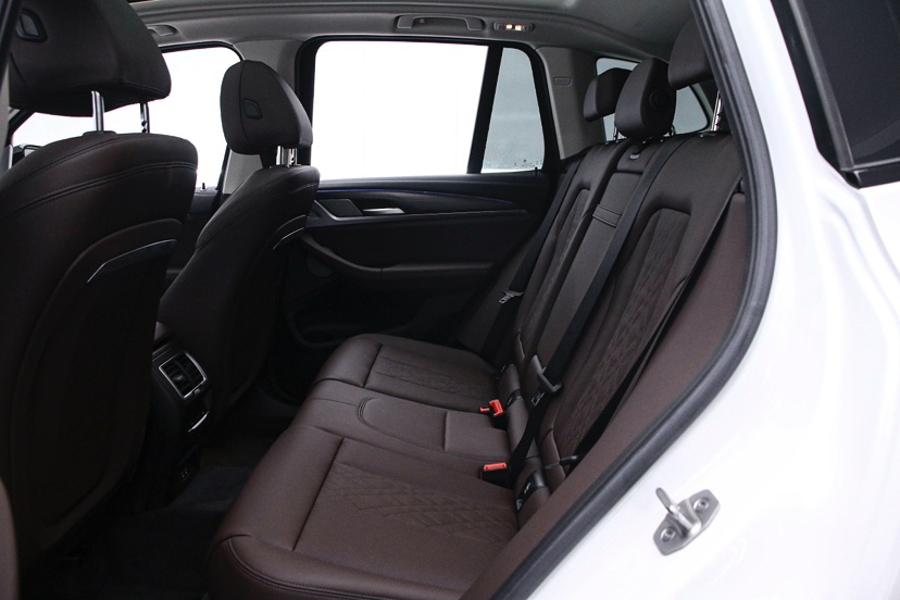BMW X3 2022 #4 BMW X3 2022 car image #4