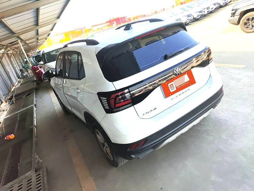 Volkswagen T-Cross 2023 car image #7