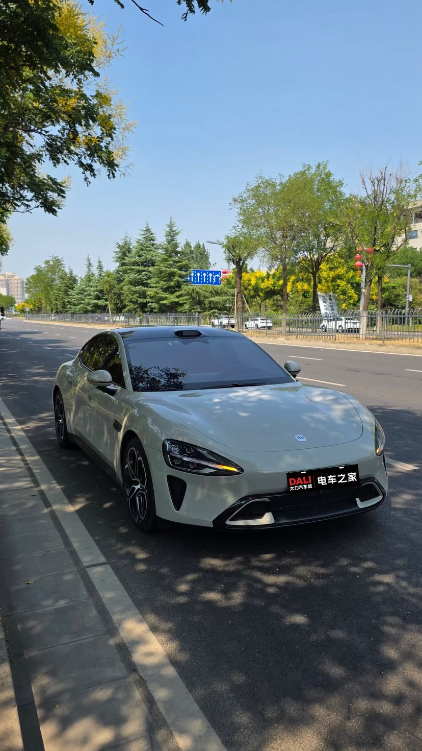 MI SU7 2024 car image #4