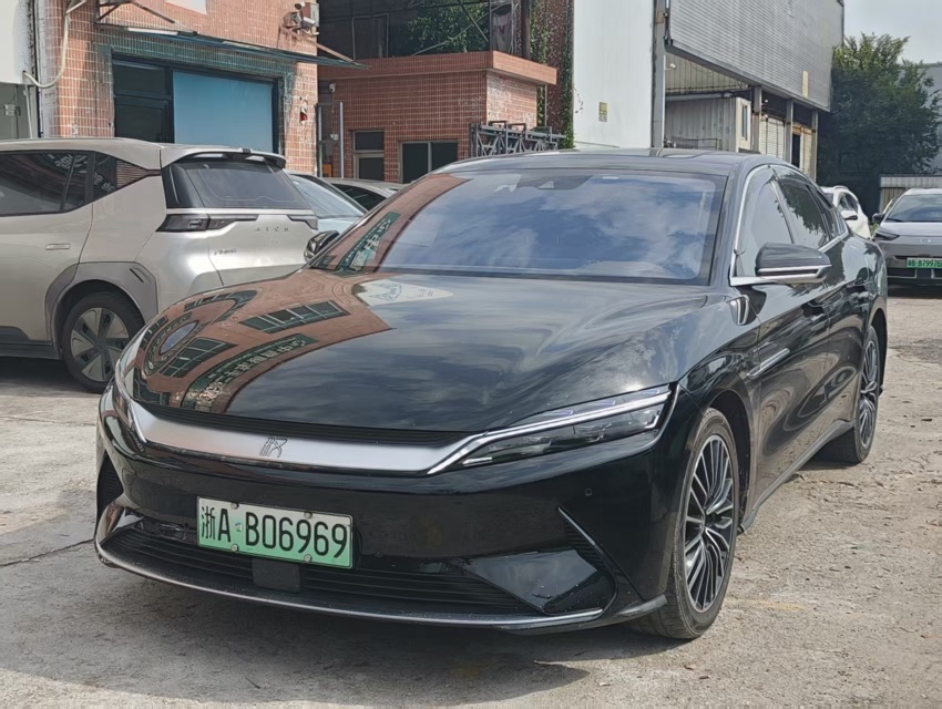 BYD Han 2023 car image 