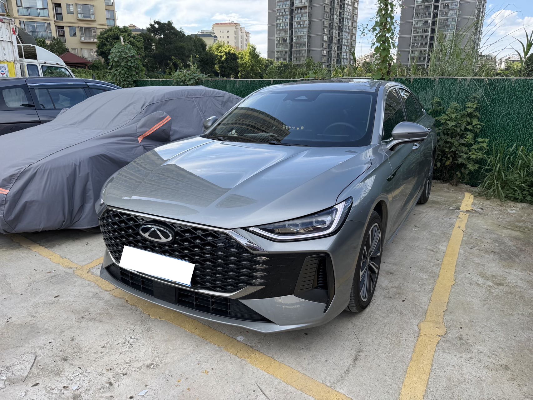 Chery Arrizo 8 2025 immagine di auto 