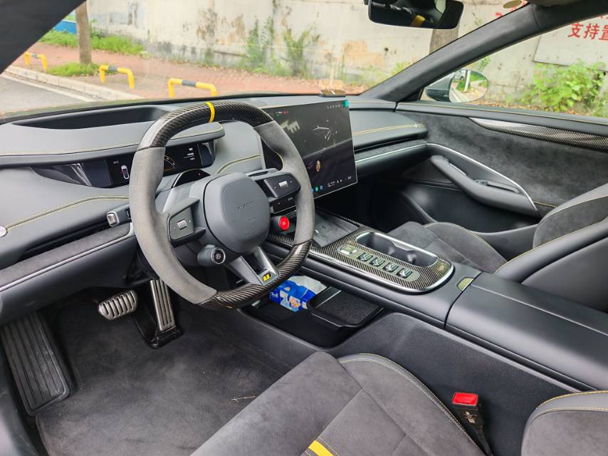 MI SU7 Ultra 2025 car image #5