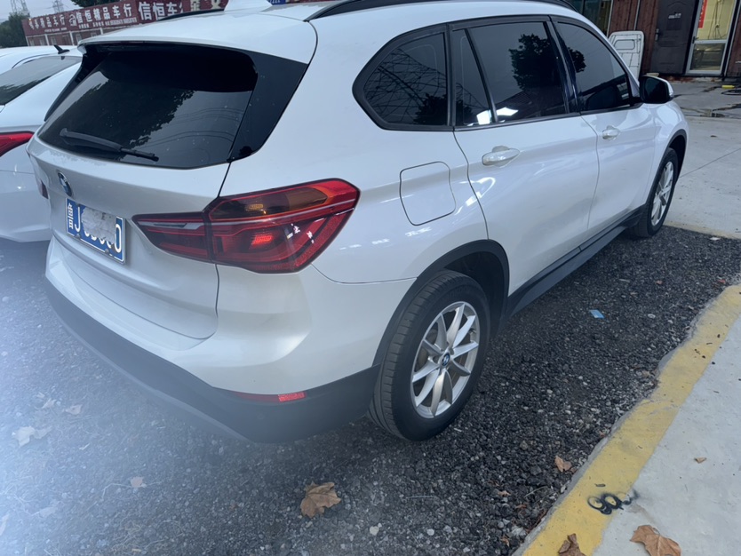 BMW X1 2018 #9 BMW X1 2018 car image #9