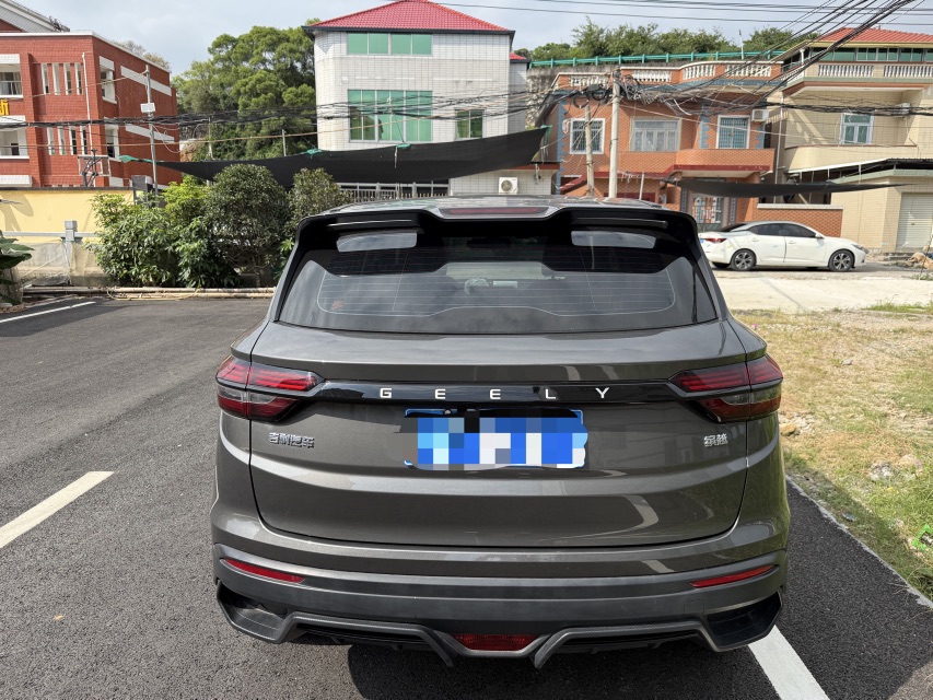 GEELY Coolray 2025 #5 GEELY Coolray 2025 car image #5