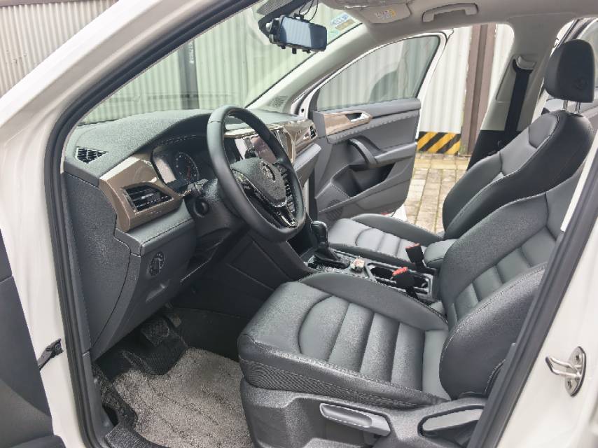 Volkswagen Tharu 2019 car image #4