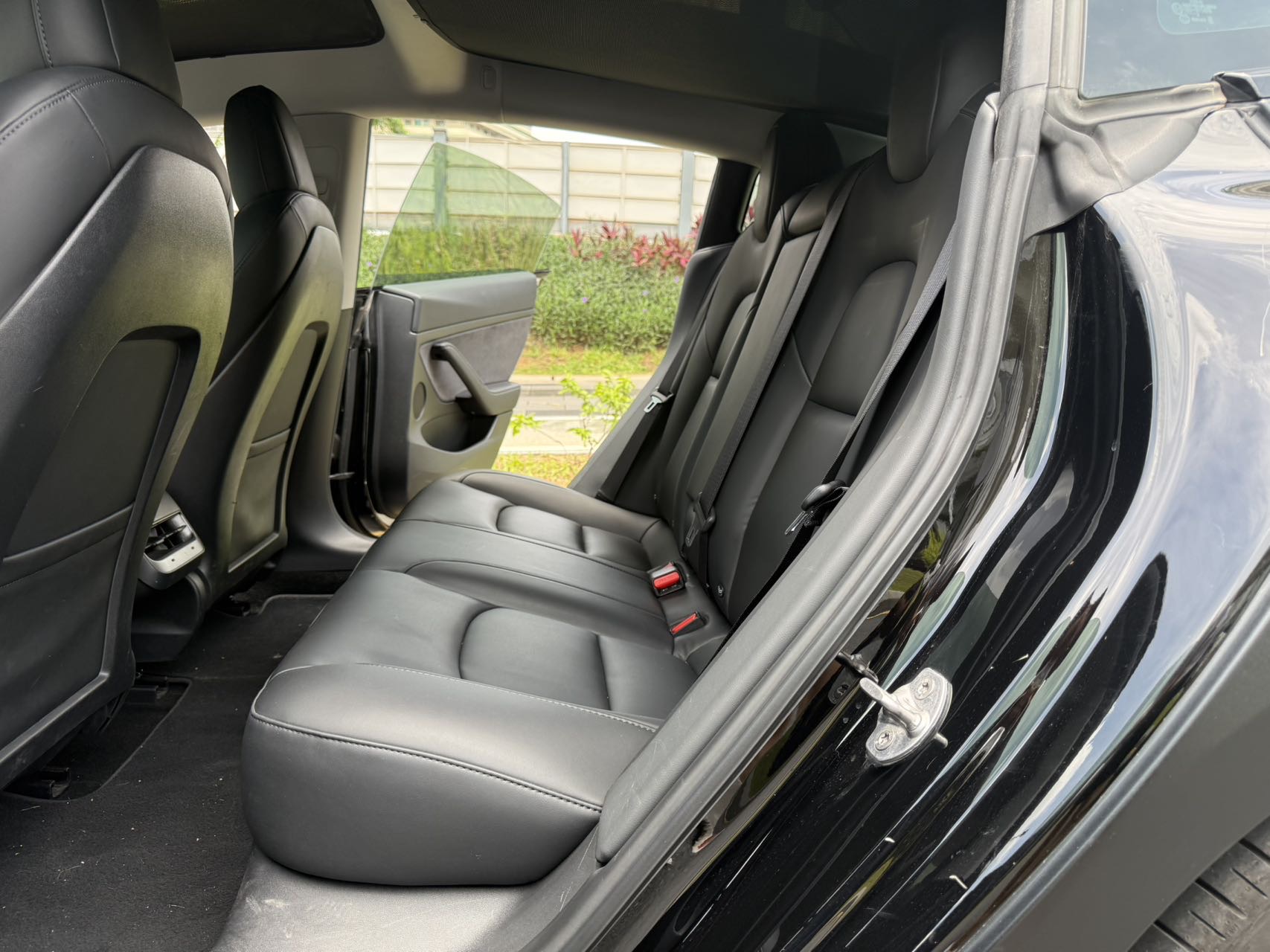 Tesla Model 3 2021 immagine di auto #7