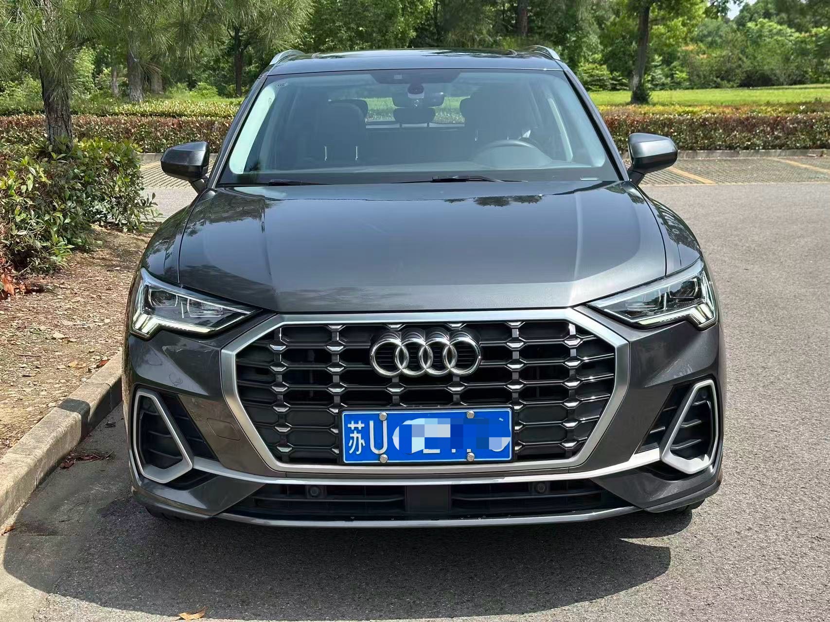 Audi Q3 2021 car image #2