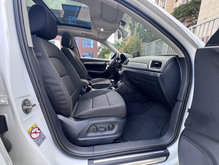 Audi Q3 2013 #9 Audi Q3 2013 car image #9