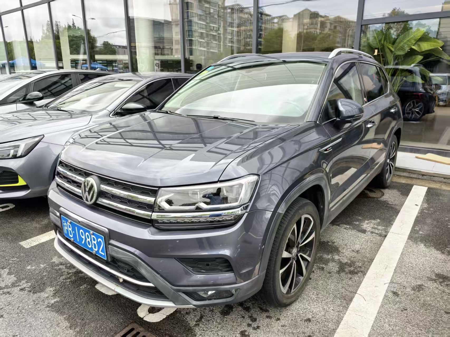 Volkswagen Tharu 2018 Volkswagen Tharu 2018 car image