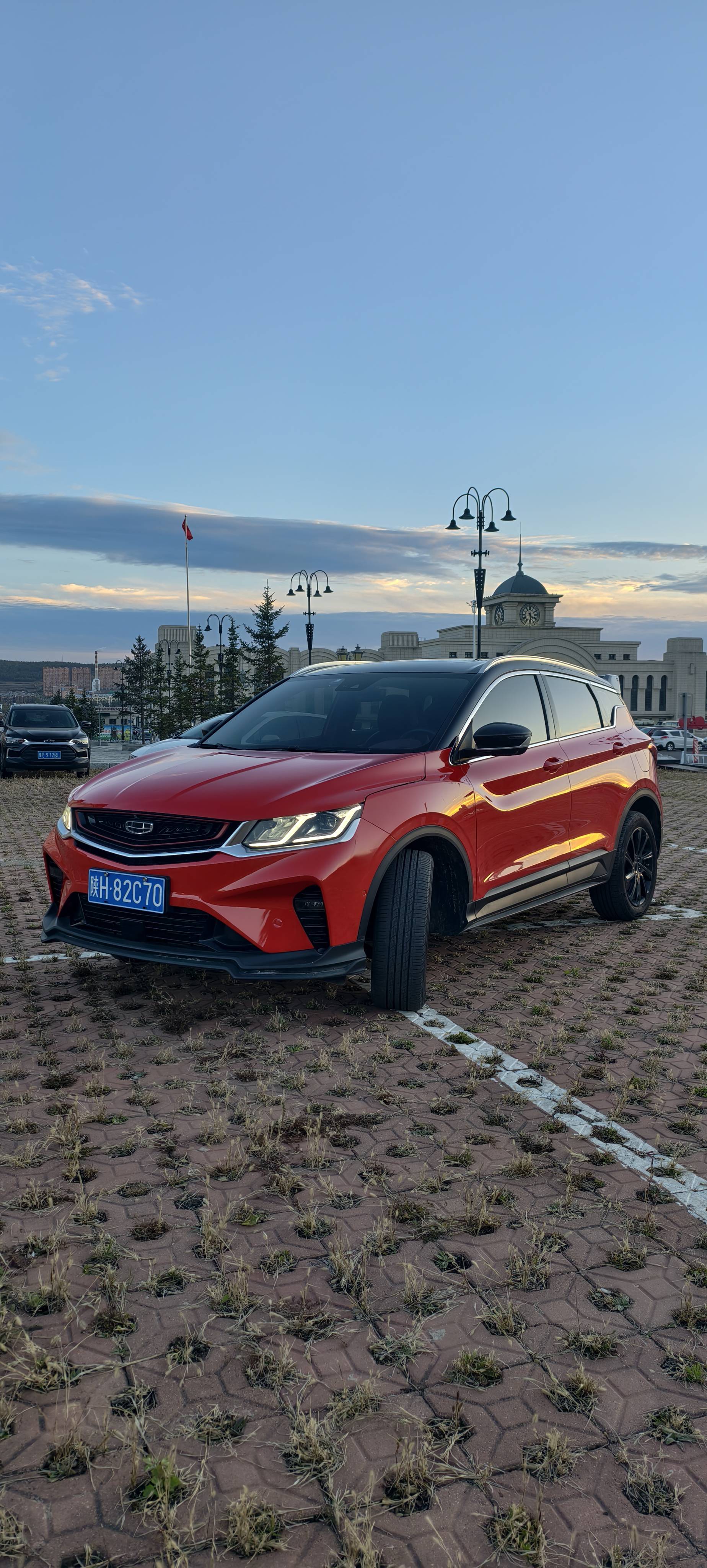GEELY Coolray 2021 car image 
