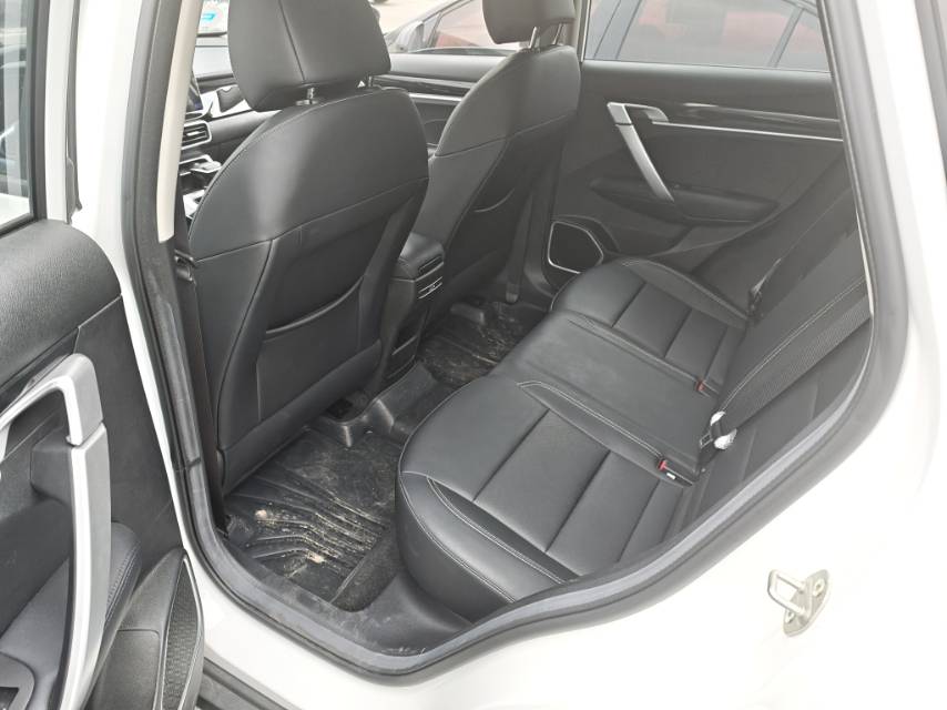 GEELY Coolray 2025 #5 GEELY Coolray 2025 car image #5