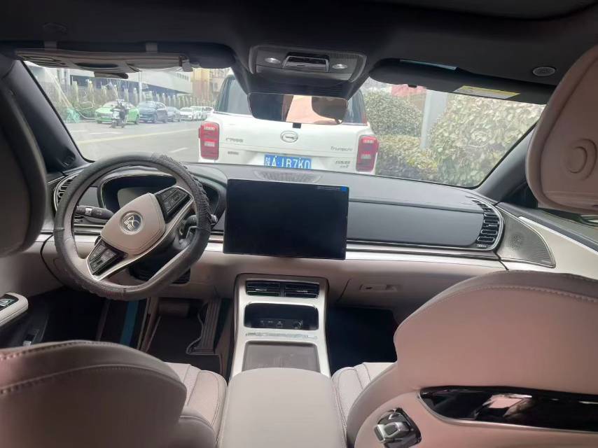 BYD Han 2026 immagine di auto #2