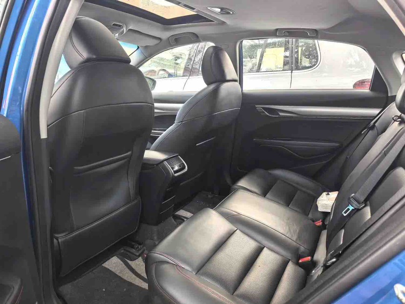 GEELY Binray 2019 car image #4