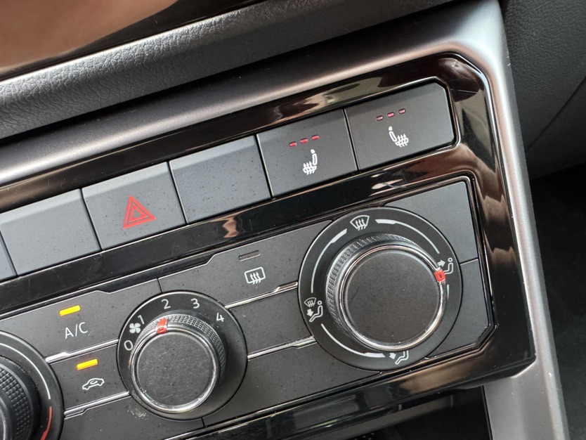 Volkswagen T-Cross 2022 #17 Volkswagen T-Cross 2022 car image #17