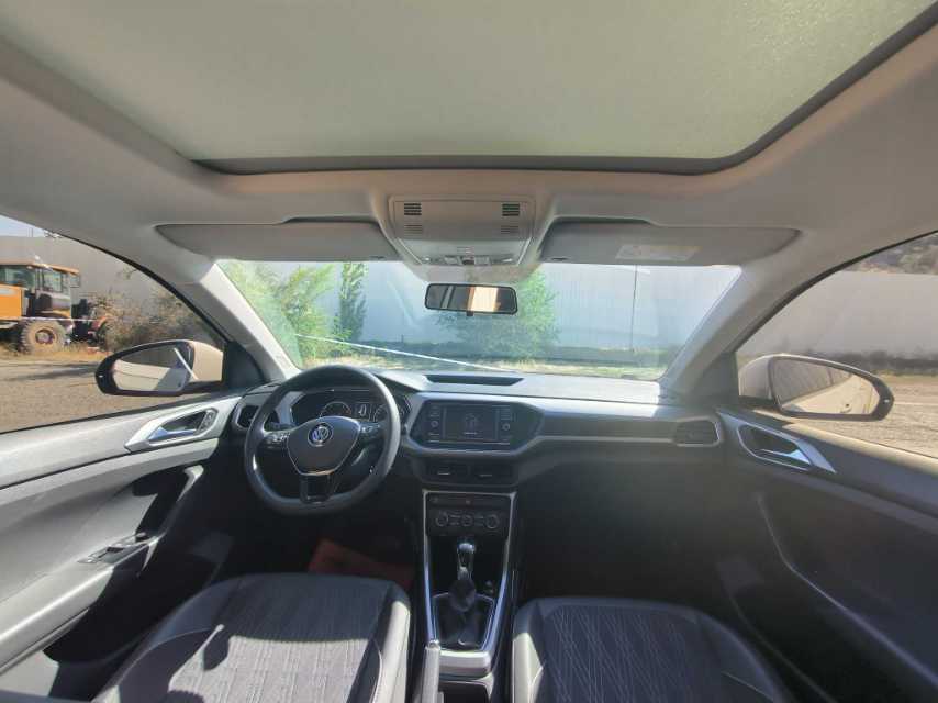 Volkswagen T-Cross 2020 #4 Volkswagen T-Cross 2020 car image #4