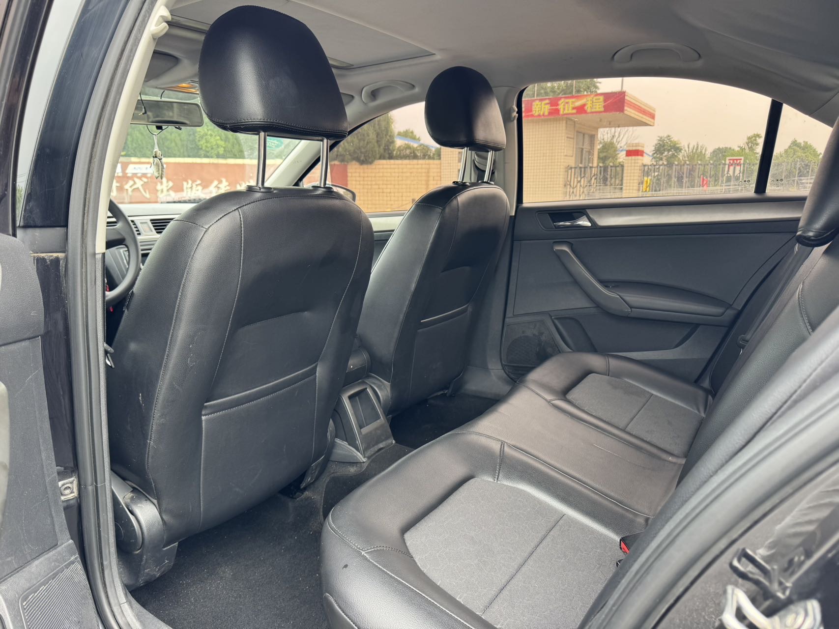 Volkswagen Santana 2016 #6 Volkswagen Santana 2016 car image #6