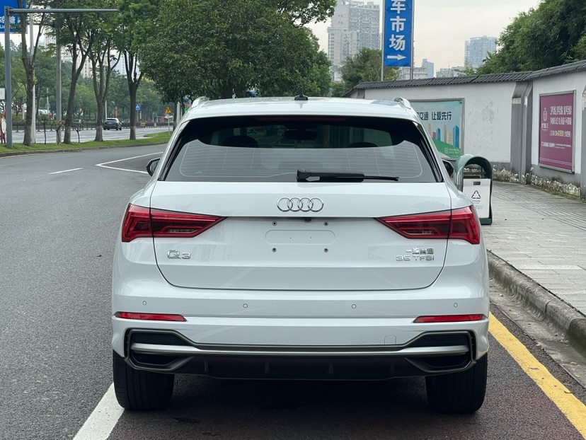 Audi Q3 2023 #6 Audi Q3 2023 car image #6