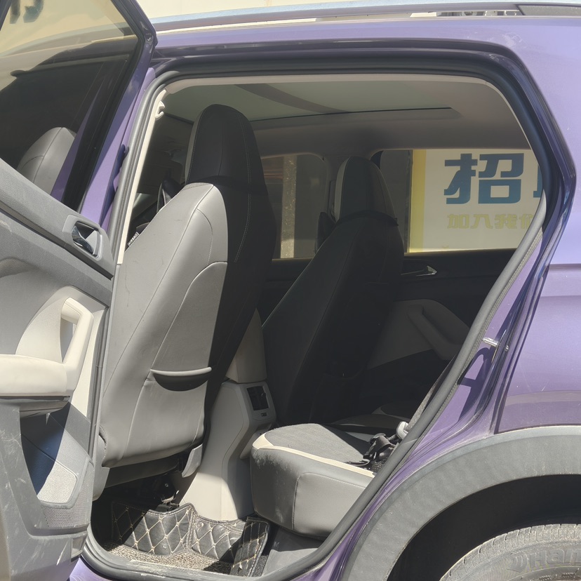 Volkswagen T-Cross 2019 #4 Volkswagen T-Cross 2019 car image #4