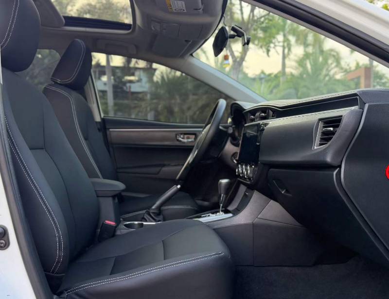 Toyota Corolla 2017 car image #7