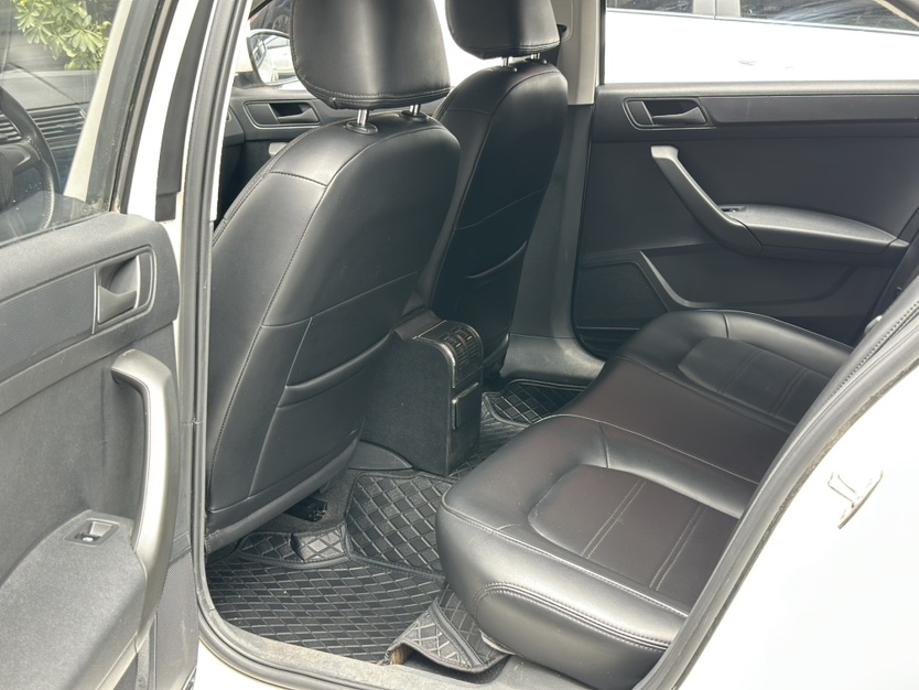 Volkswagen Santana 2019 car image #5