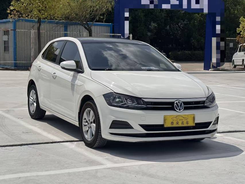 Volkswagen Polo 2021 car image #3