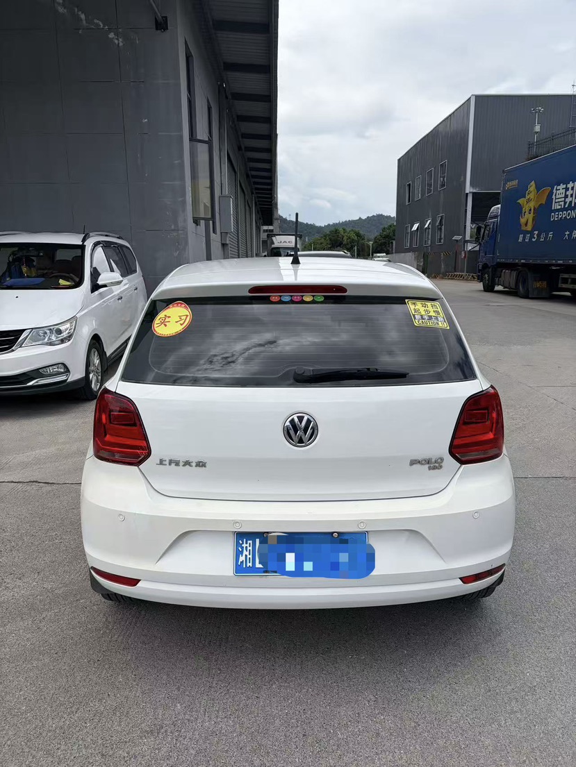Volkswagen Polo 2018 car image #9