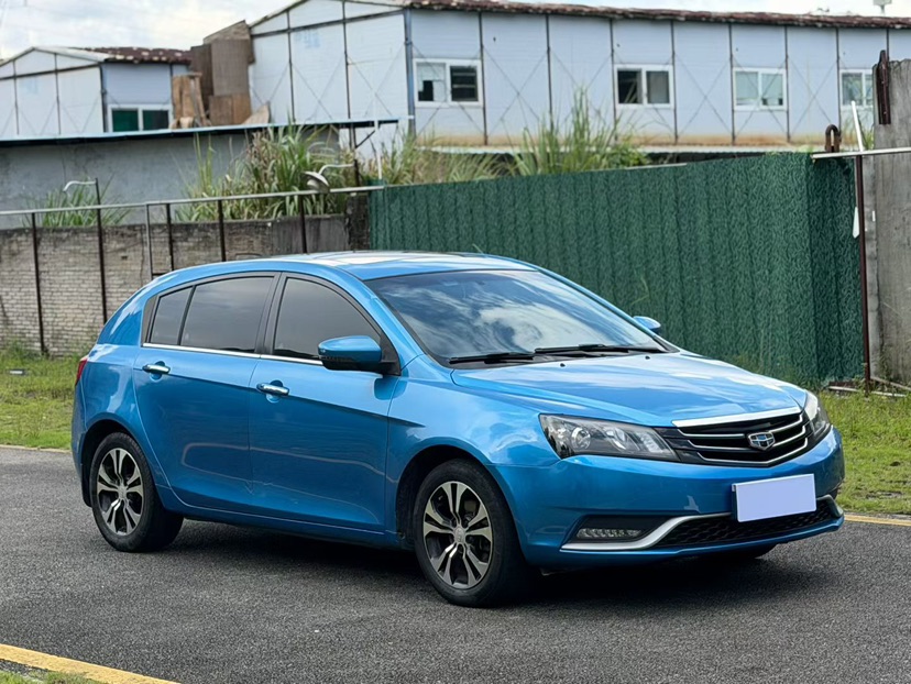 GEELY Emgrand 2015 #3 GEELY Emgrand 2015 car image #3