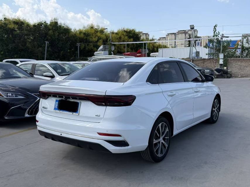 GEELY Emgrand 2023 #7 GEELY Emgrand 2023 car image #7