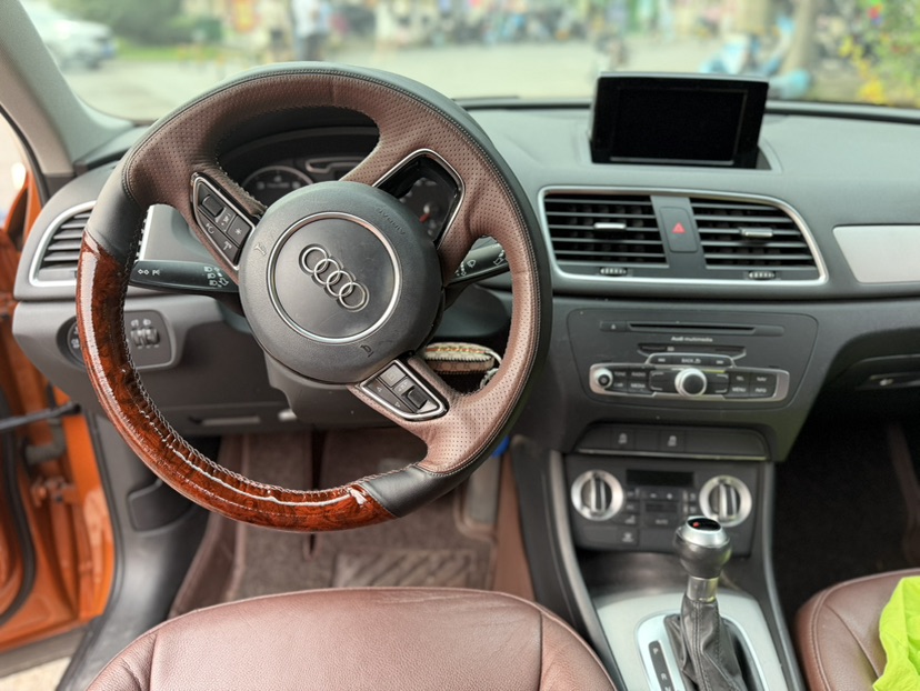 Audi Q3 2015 #3 Audi Q3 2015 car image #3