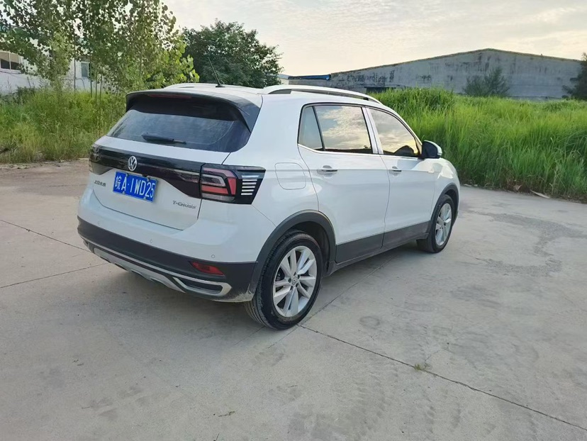 Volkswagen T-Cross 2020 #4 Volkswagen T-Cross 2020 car image #4