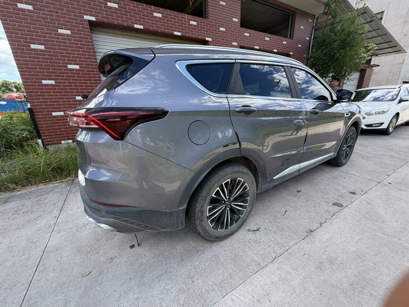 Jetour X70 PLUS 2023 car image #6