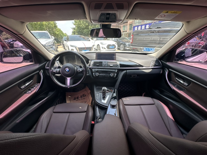 BMW 3 Series 2019 car image #7