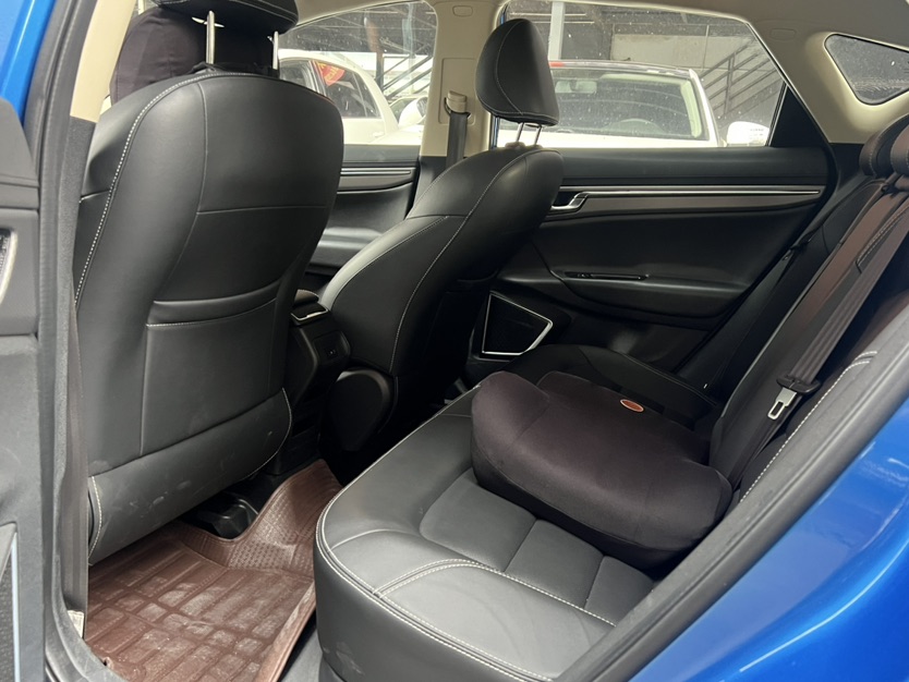GEELY Emgrand GS 2017 #7 GEELY Emgrand GS 2017 car image #7