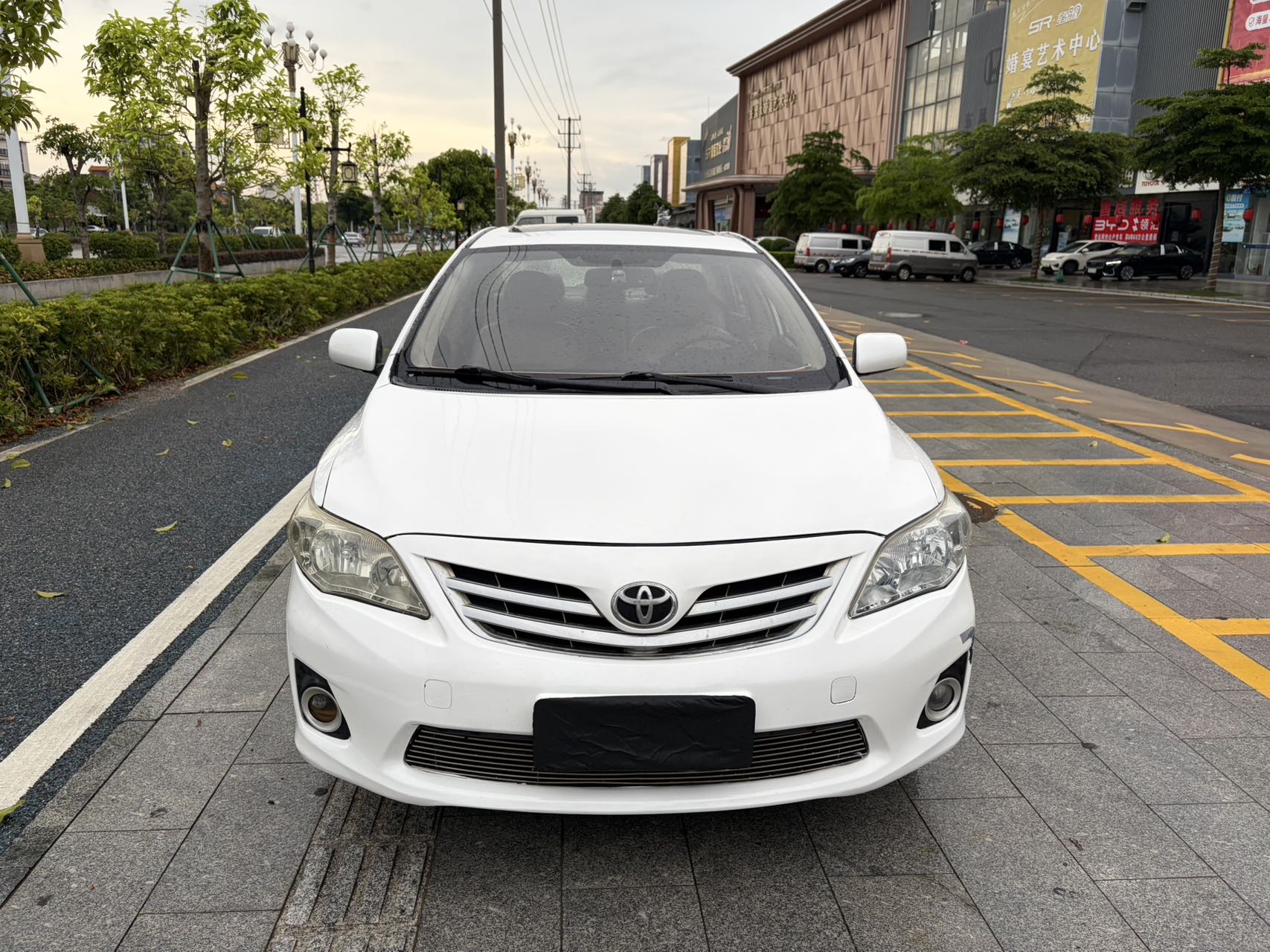 Toyota Corolla 2011 #2 Toyota Corolla 2011 car image #2