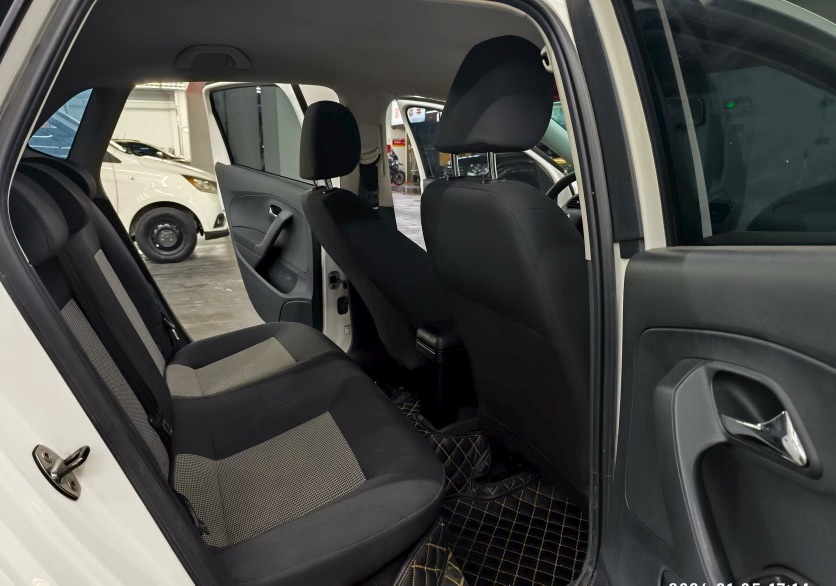 Volkswagen Polo 2017 #6 Volkswagen Polo 2017 car image #6