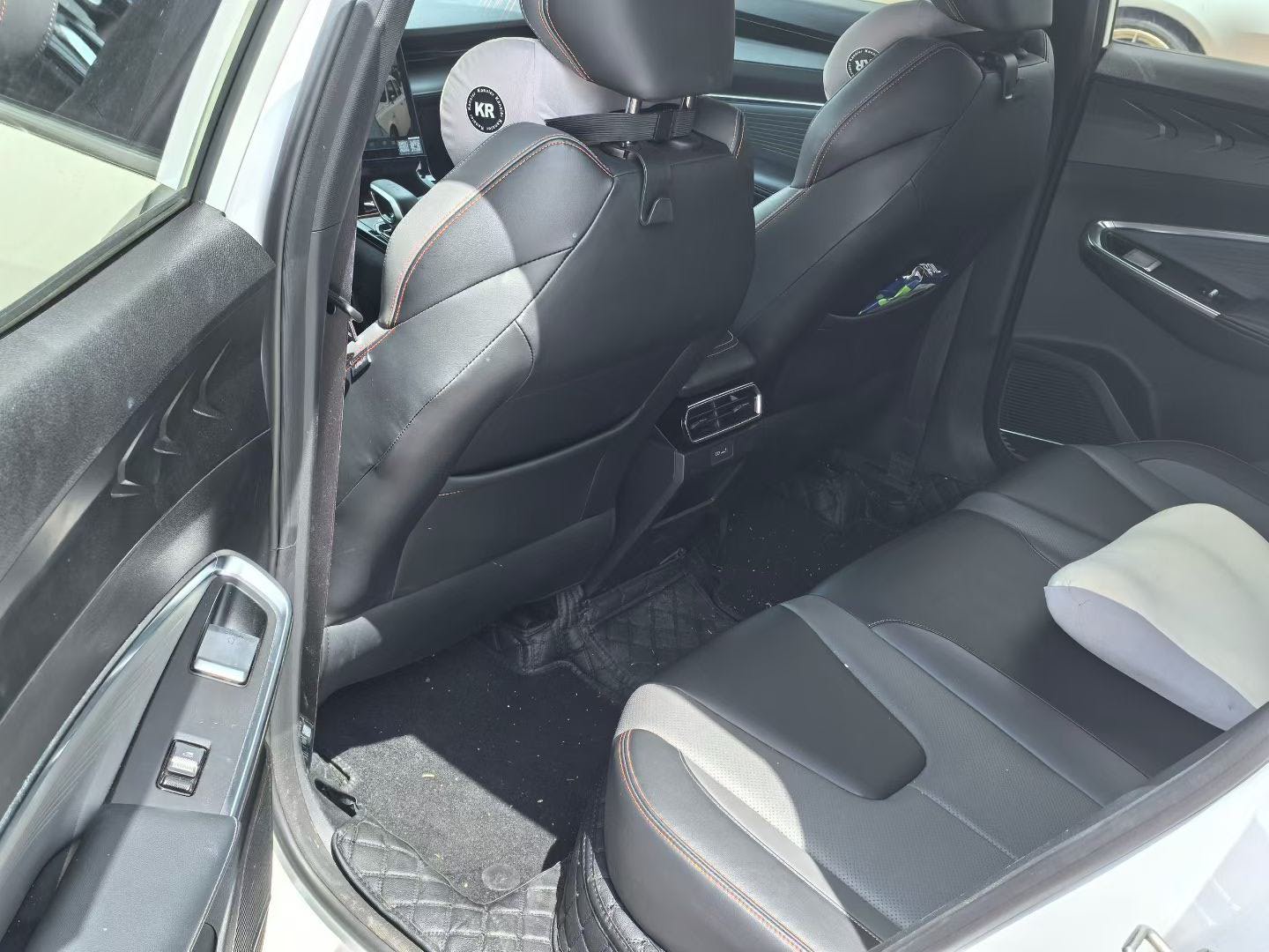GEELY Boyue 2023 car image #5