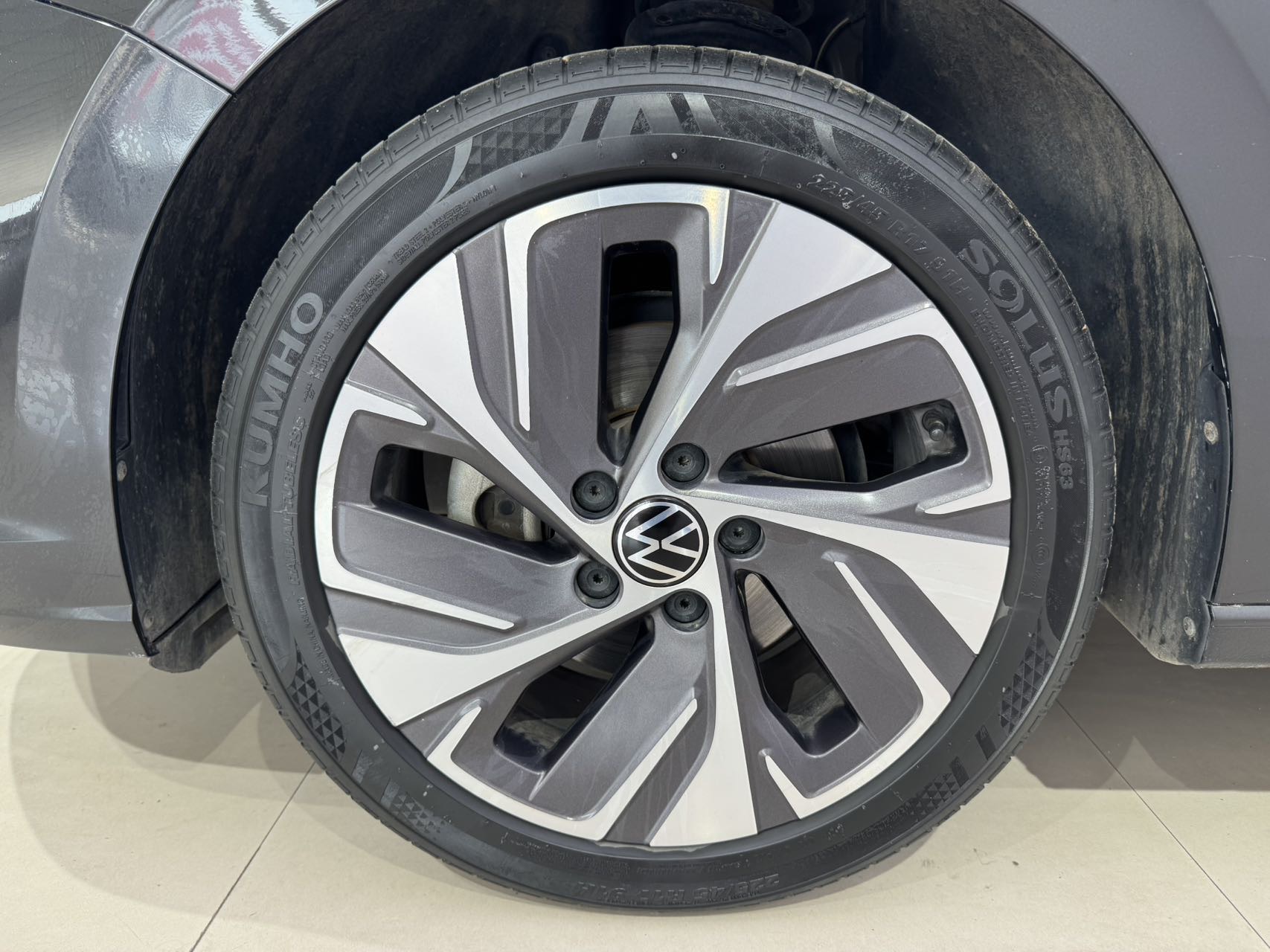 Volkswagen Bora 2023 car image #16