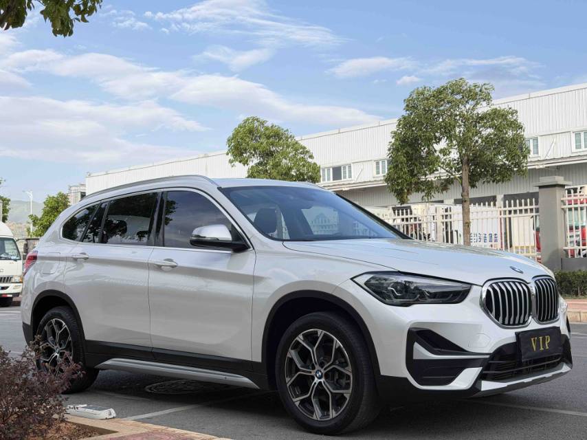 BMW X1 2022 BMW X1 2022 car image