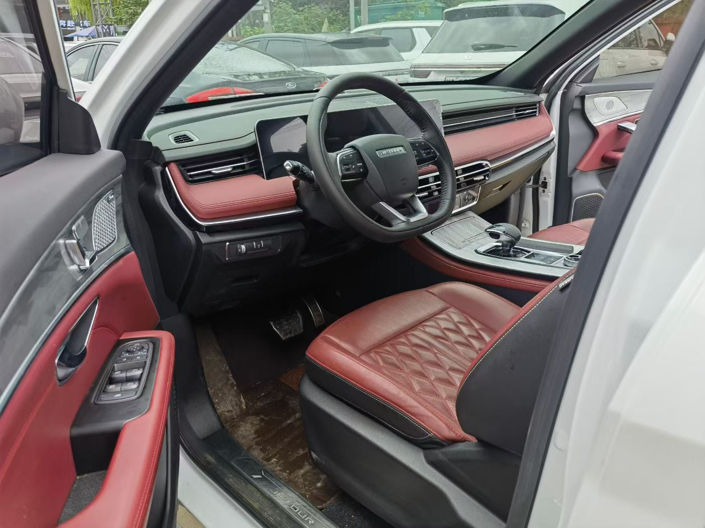 Jetour X70 PLUS 2024 car image #5