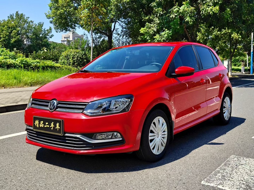 Volkswagen Polo 2016 car image 