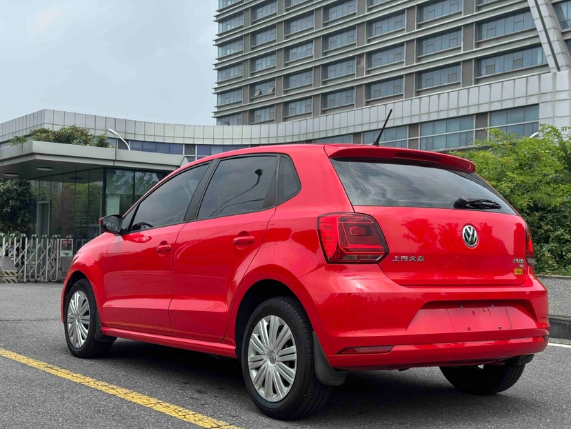 Volkswagen Polo 2017 car image #7