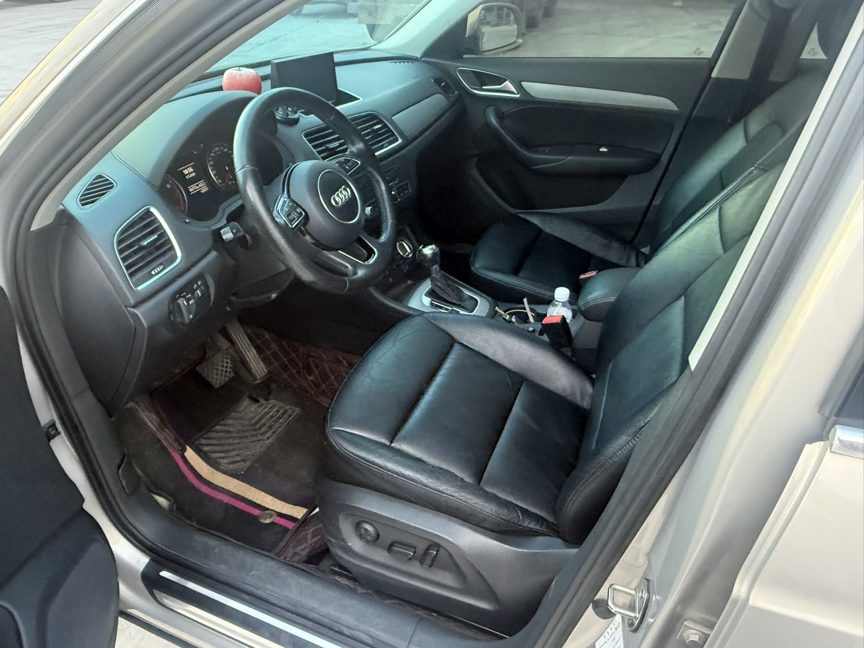 Audi Q3 2015 car image #4