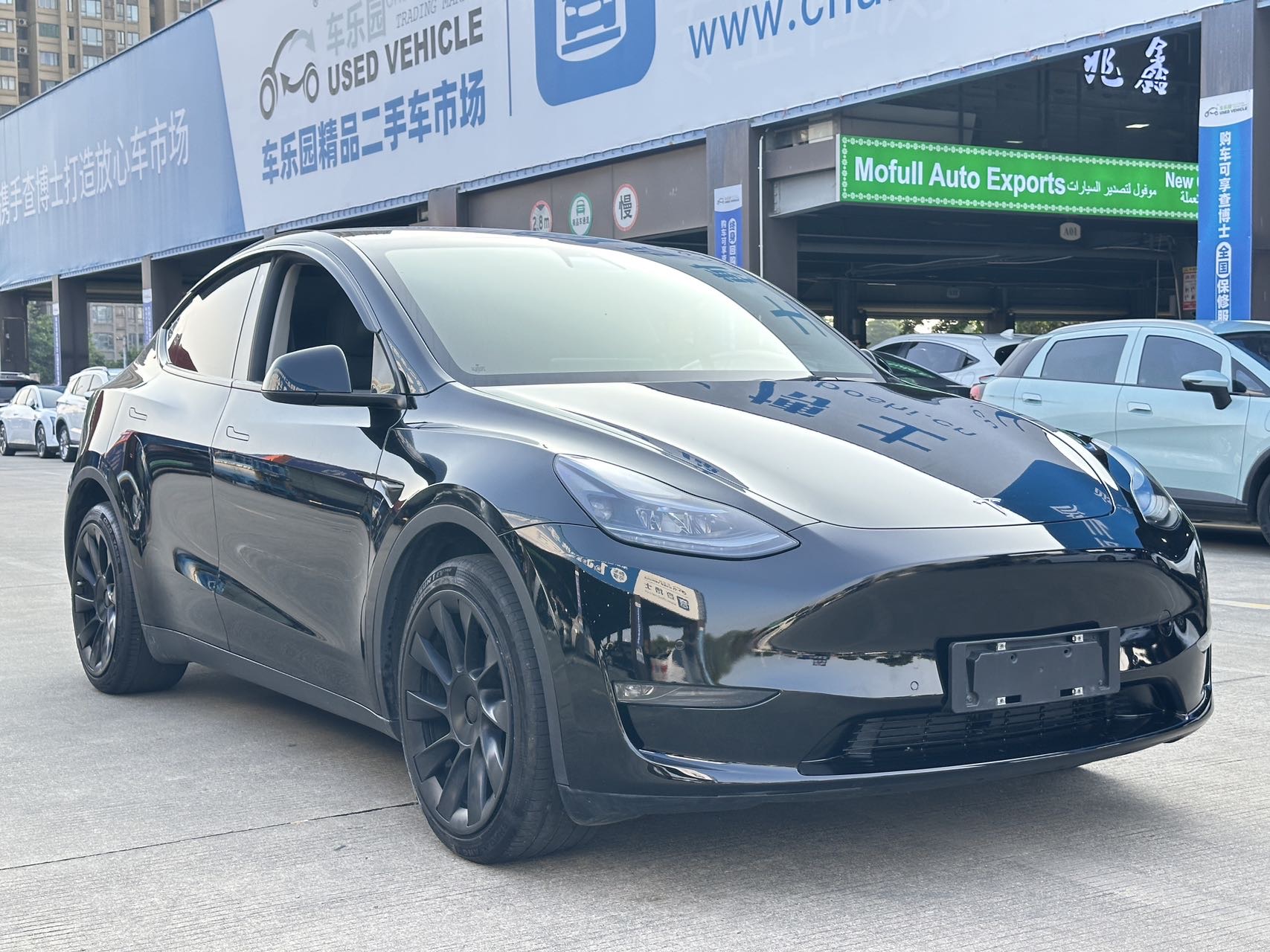 Tesla Model Y 2022 car image #3