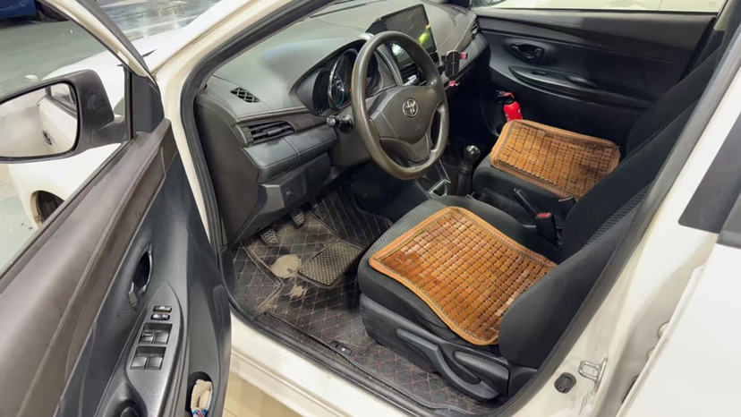 Toyota Vios 2015 car image #3