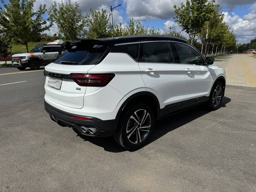 GEELY Coolray 2022 #4 GEELY Coolray 2022 car image #4