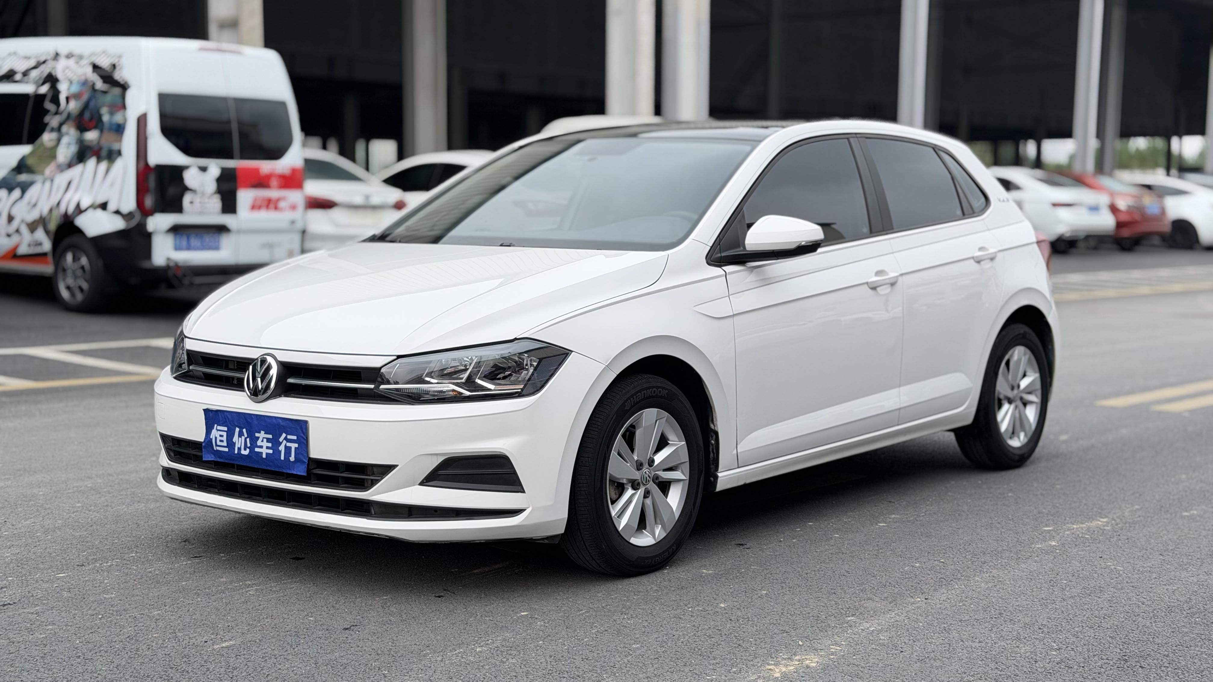 Volkswagen Polo 2020 car image #3