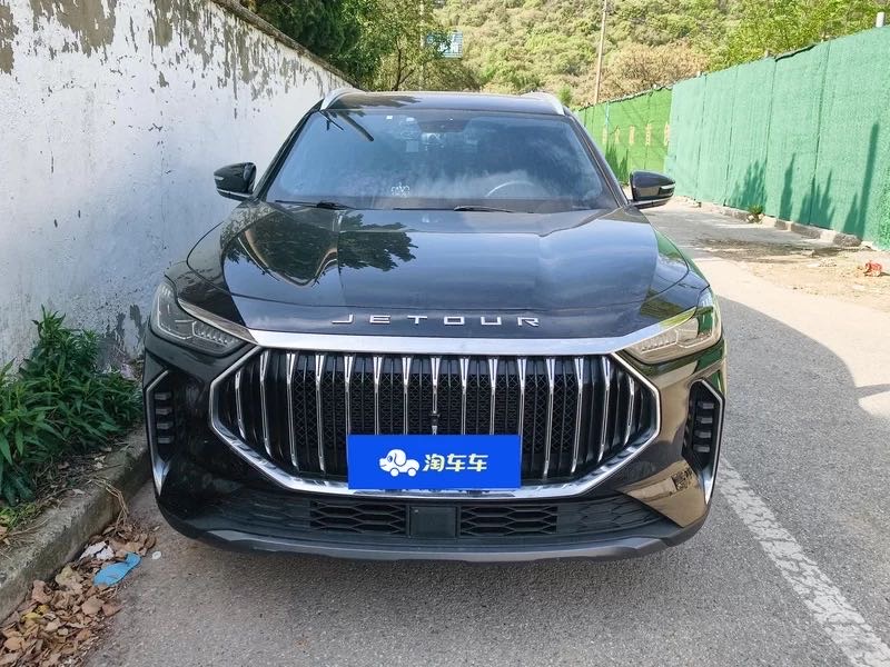 Jetour X70 PLUS 2023 car image #3