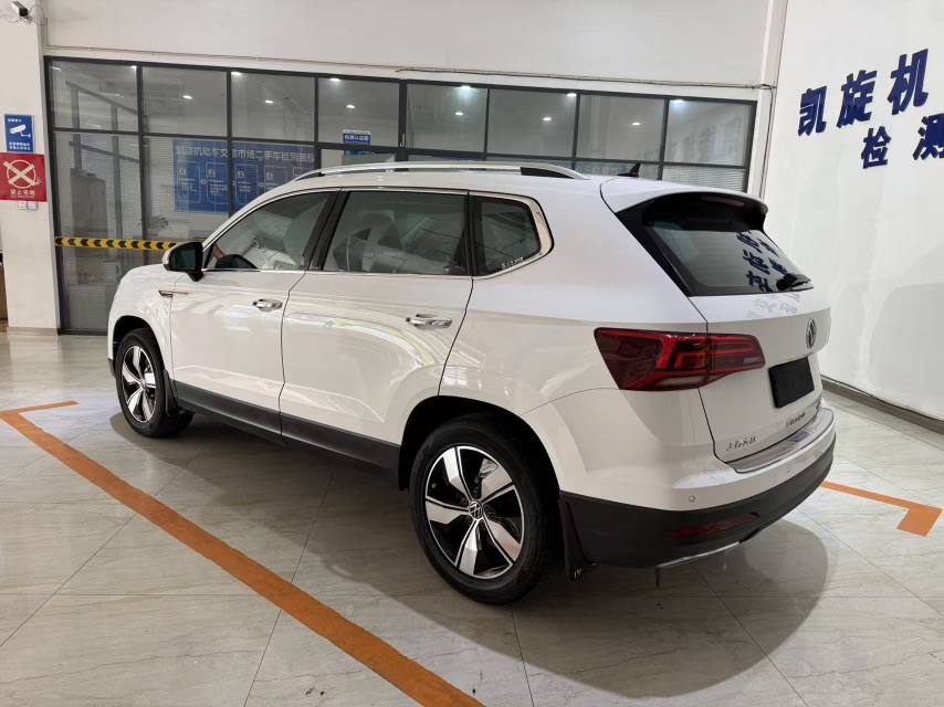 Volkswagen Tharu 2022 car image #5